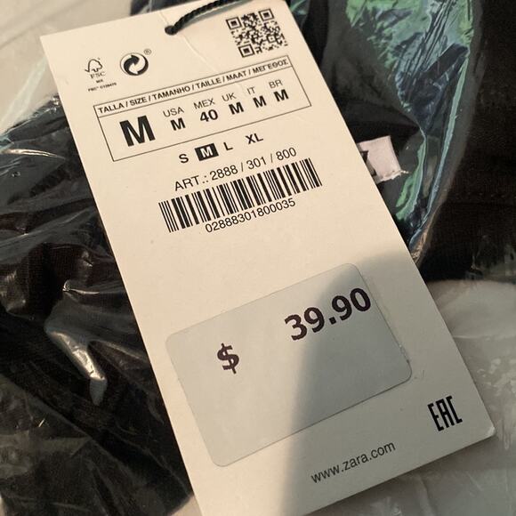 Zara T-SHIRT WITH ASYMMETRIC HEM - Picture 3 of 6